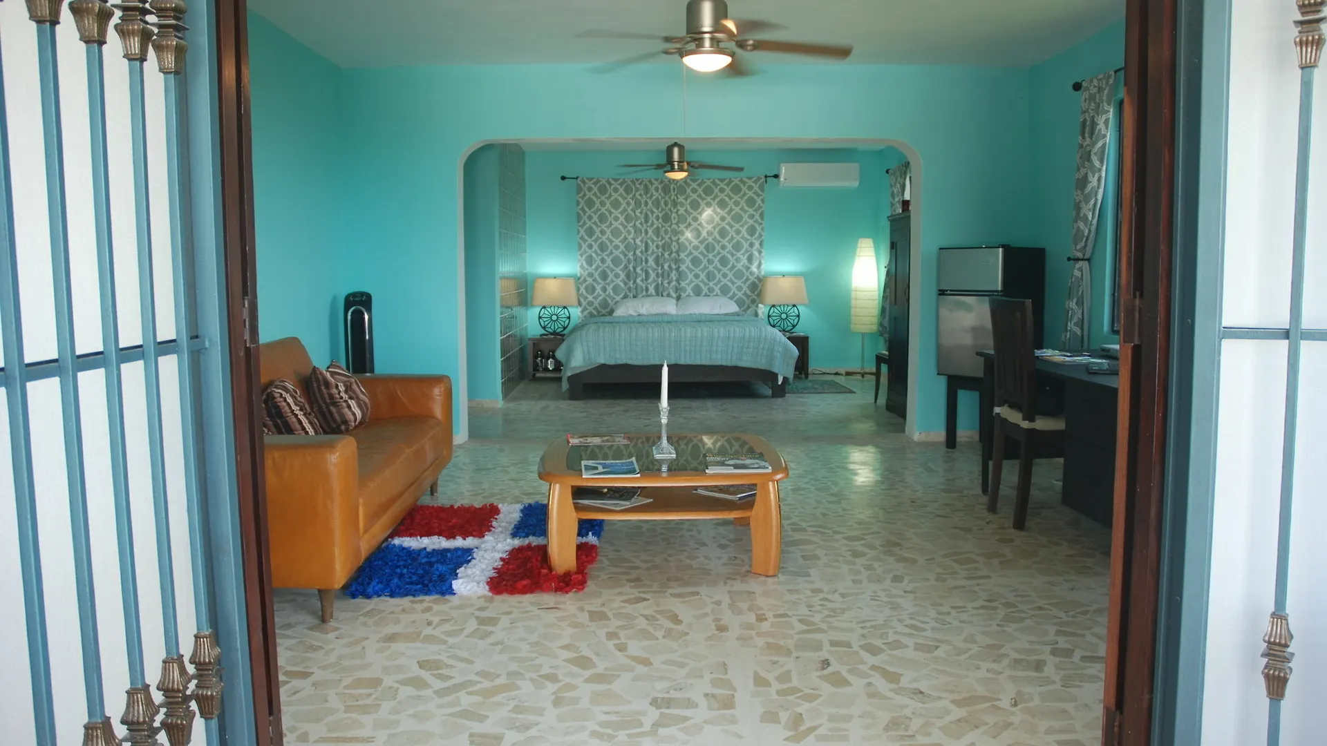 아파트 E And J Boutique Residences Sosúa