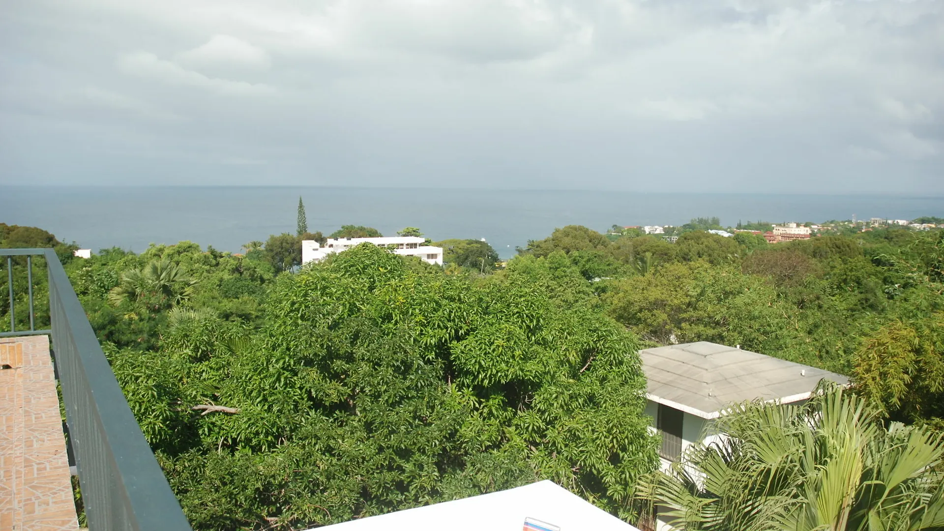 아파트 E And J Boutique Residences Sosúa